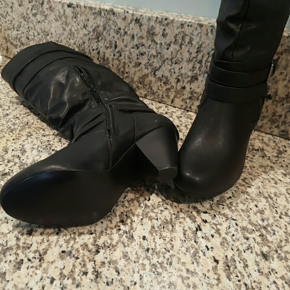 Boots - Picture 2 of 2